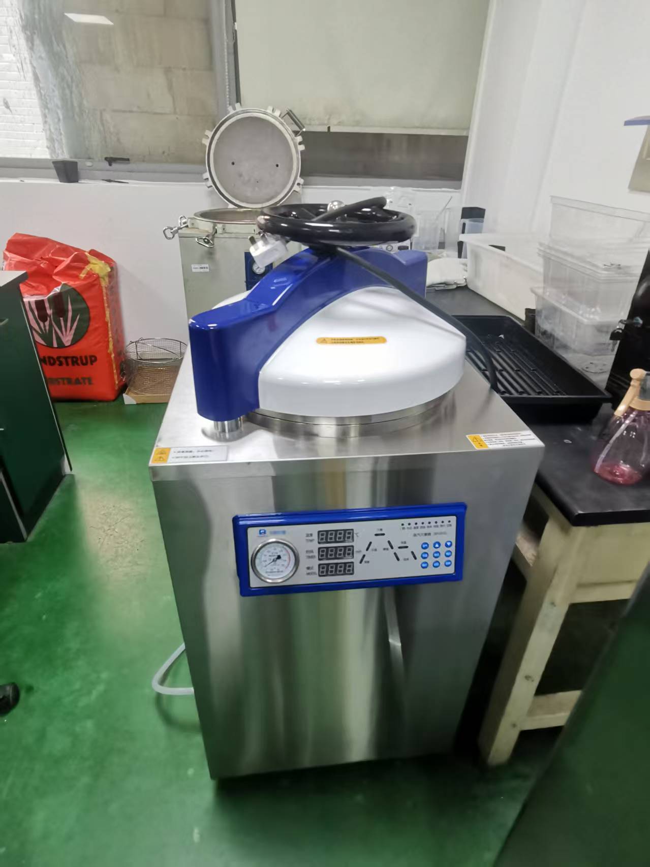 伯能儀器BN29S全自動高壓蒸汽滅菌器助力高校科研(圖1)